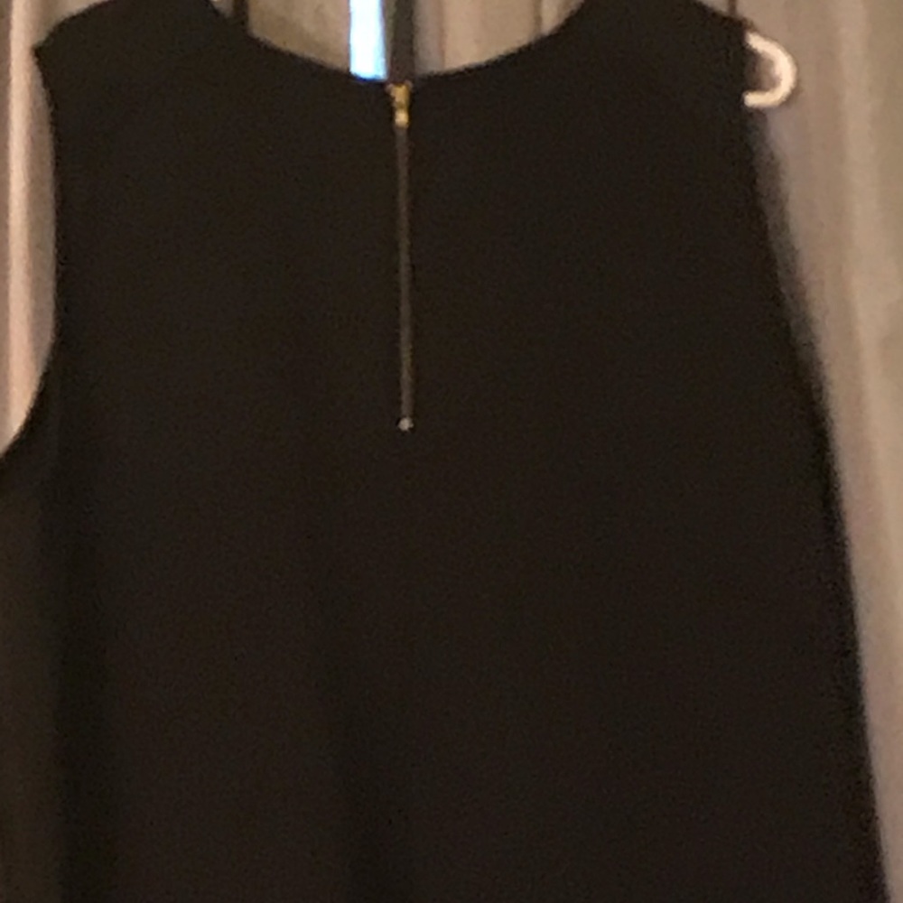 Dress - Picture 3 of 8